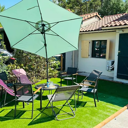 Nyaraló House With Shared Pool In *