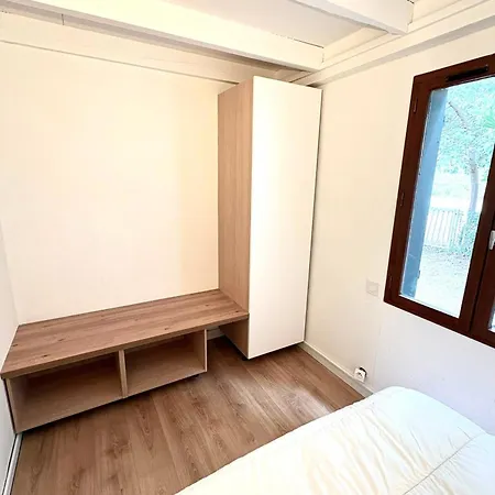 Nyaraló House With Shared Pool In *